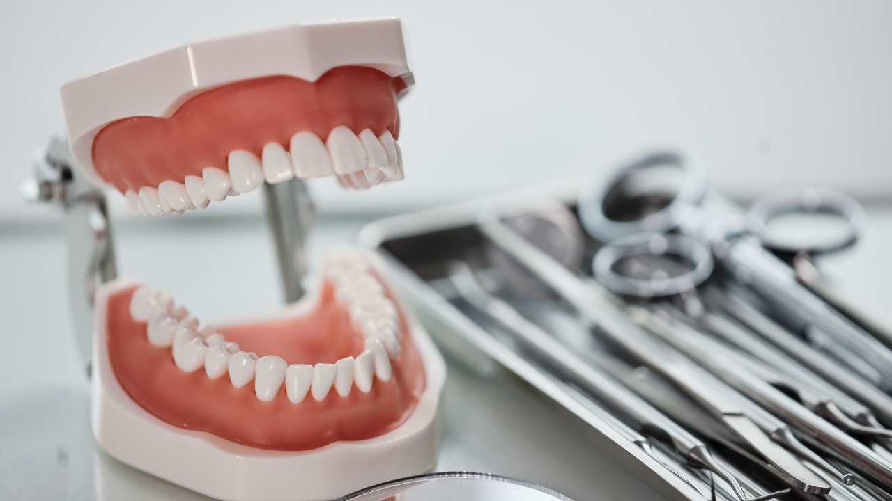 Dentures & partials