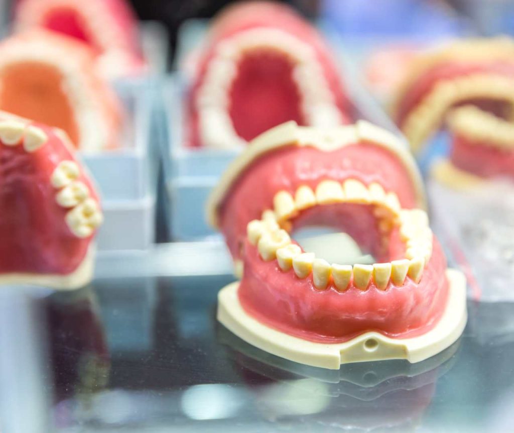 types of dentures