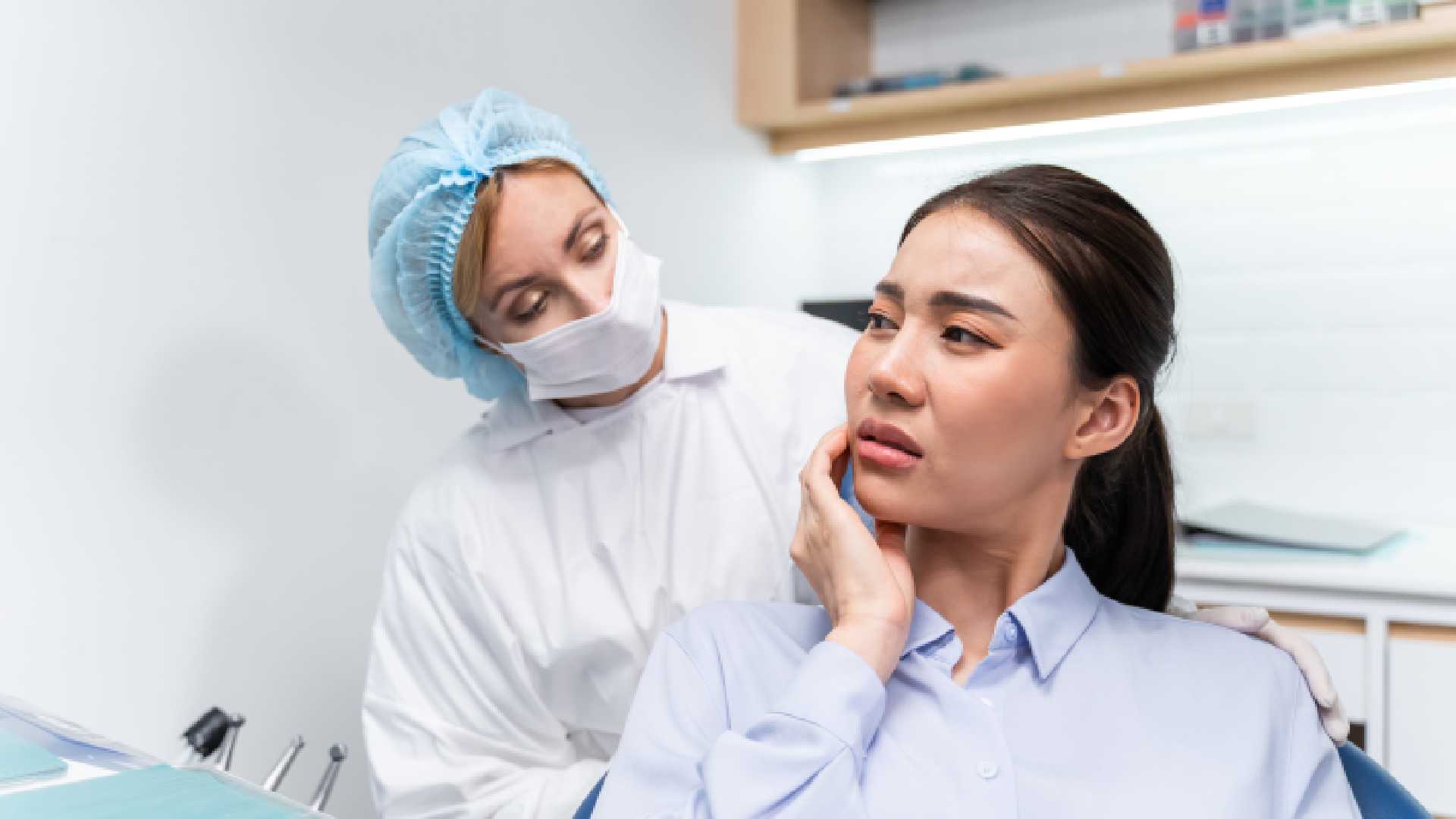 Avoid Painful Problems With a Routine Dental Checkup