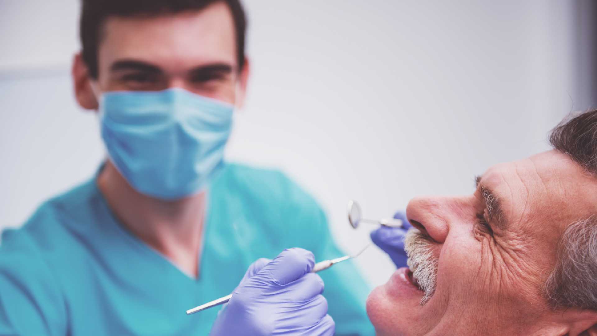Avoid These Mistakes When Picking an Adult Dental Care Provider