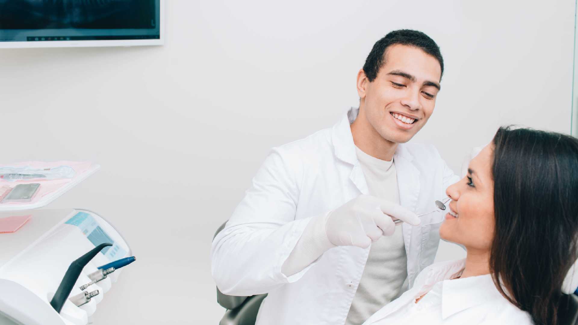 Quick and Effective Solutions from a Cracked Tooth Repair Dentist