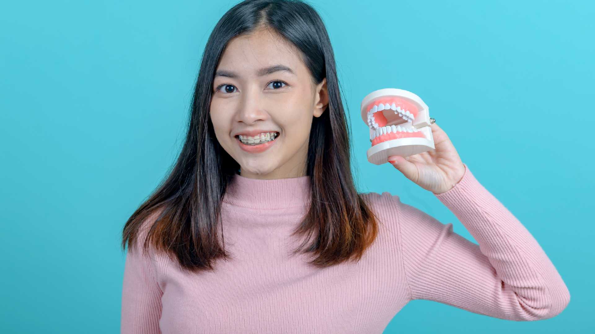 Top Tips to Restore Your Smile with Dentures Confidently