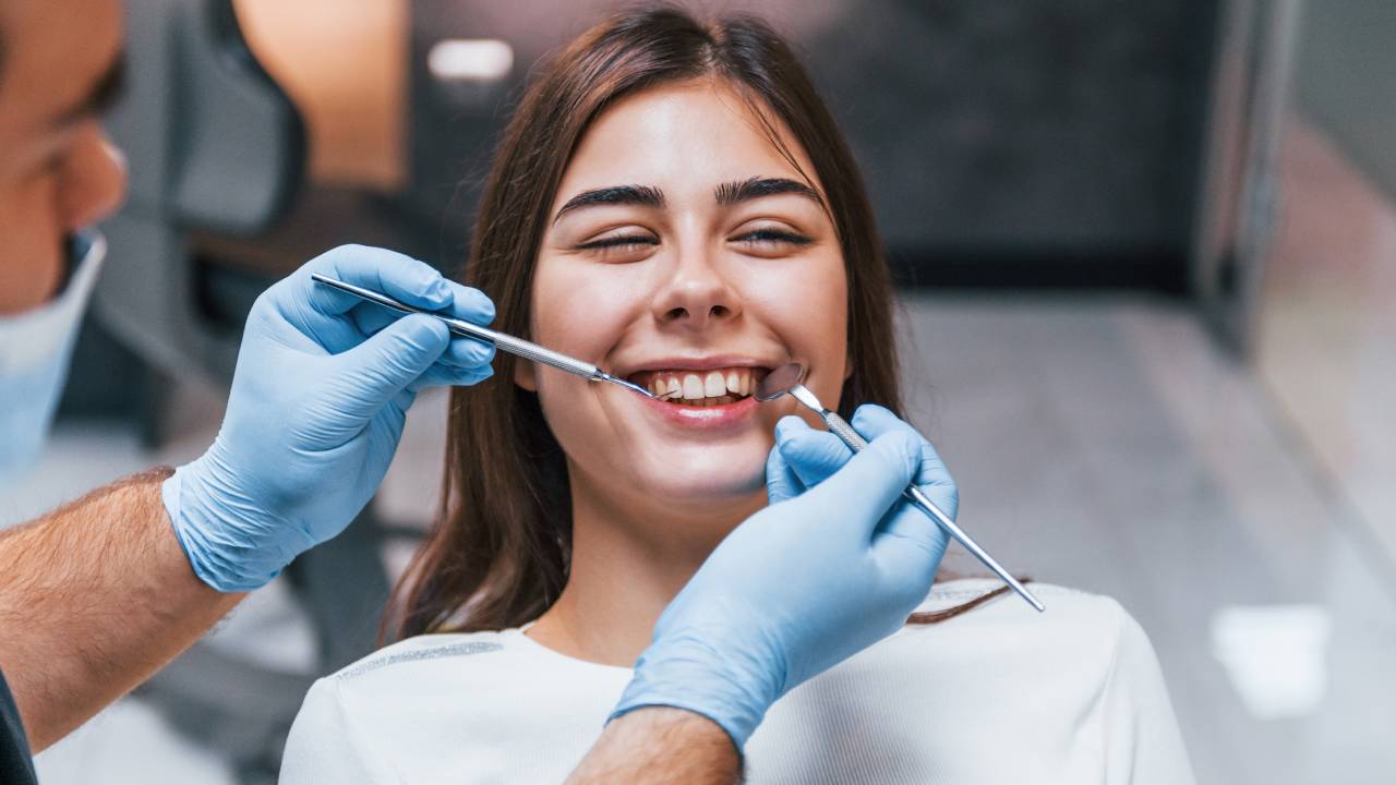9 Senior Dental Health Tips That Actually Help