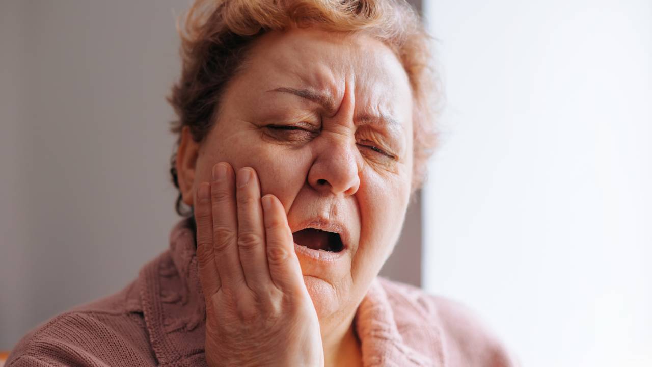 Dry Mouth in Older Adults: How It Hurts Your Teeth