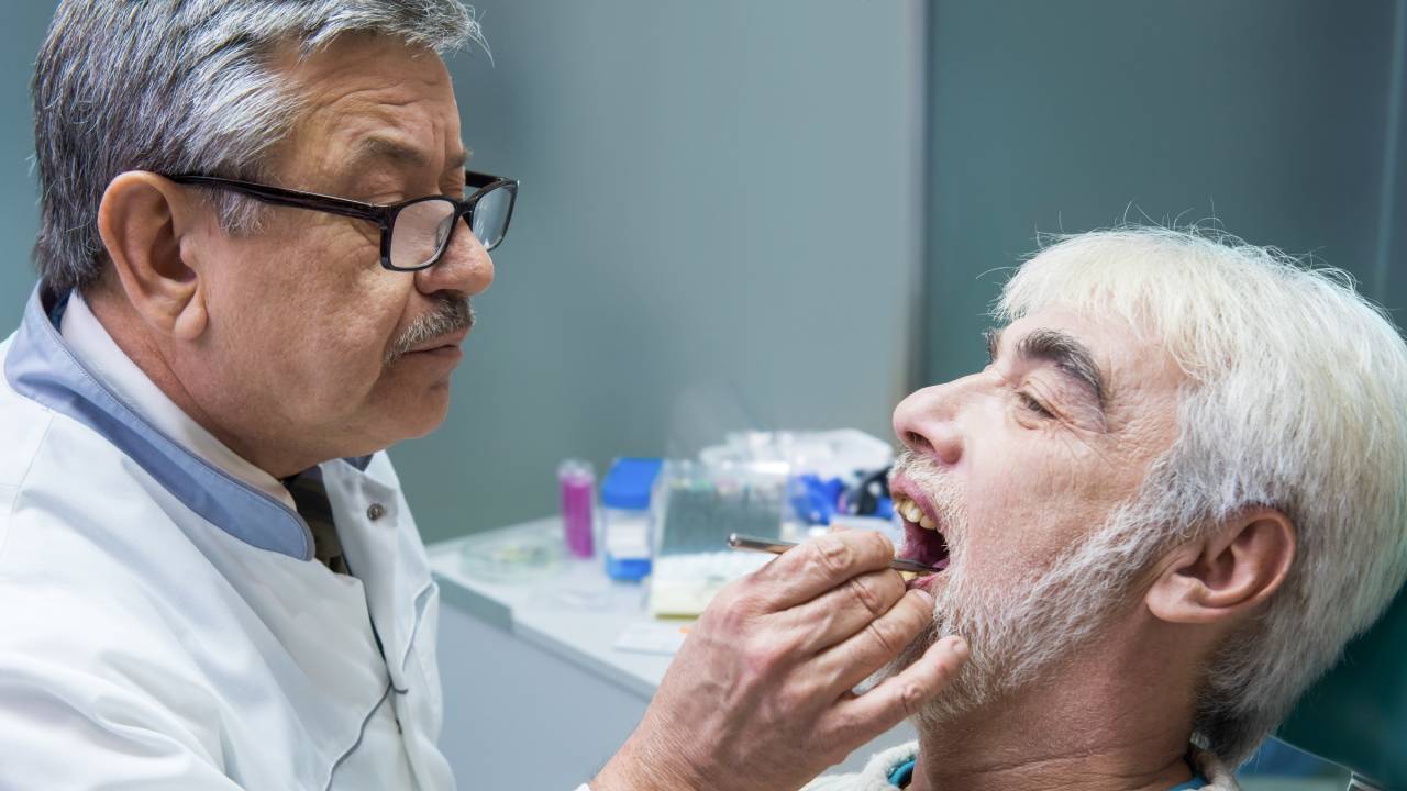 Oral Cancer Screenings After 40: What to Expect